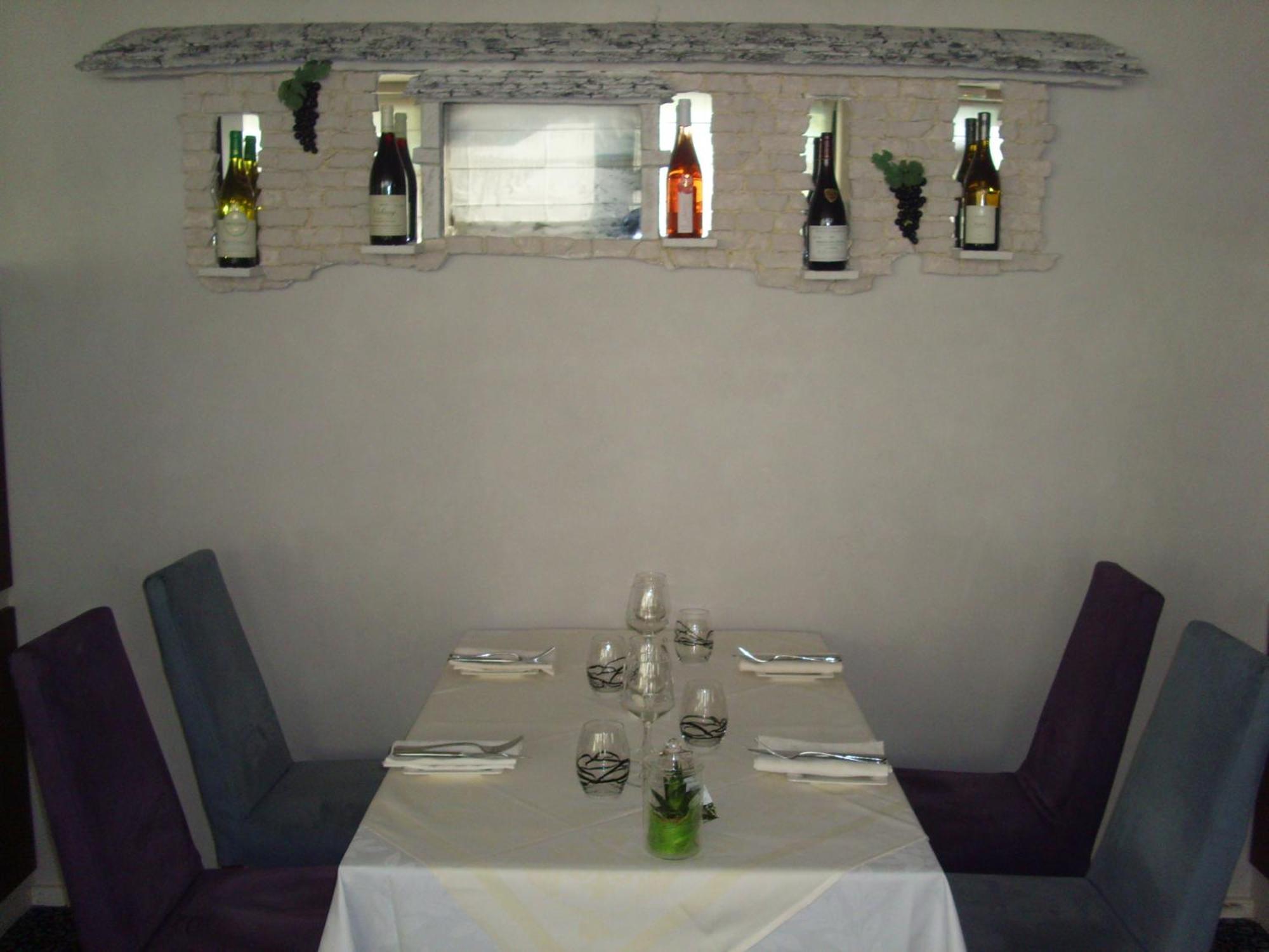 Hotel Restaurant Du Parc De La Colombiere Dijon Eksteriør billede